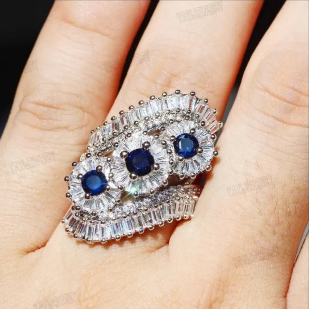 Super Shiney! New Sterling Silver Blue Sapphire Diamond Ring